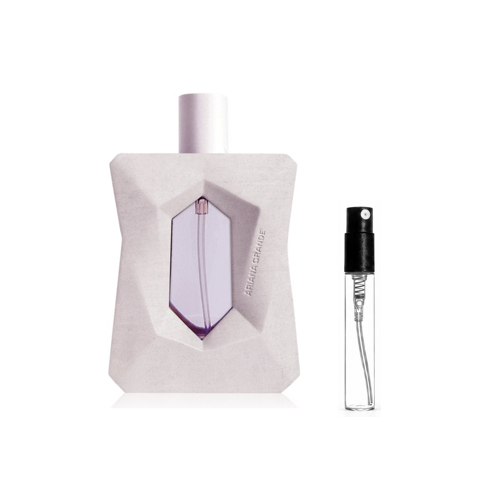 Ariana Grande God Is A Woman Eau de Parfum – oryginalny flakon i identyczny atomizer wzorcowy